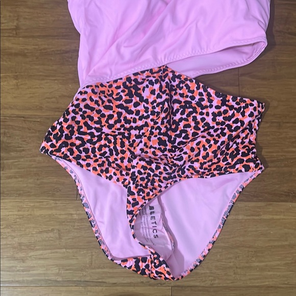 Fabletics Cut Out Pink and Leopard Print Swimsuit - Picture 3 of 3